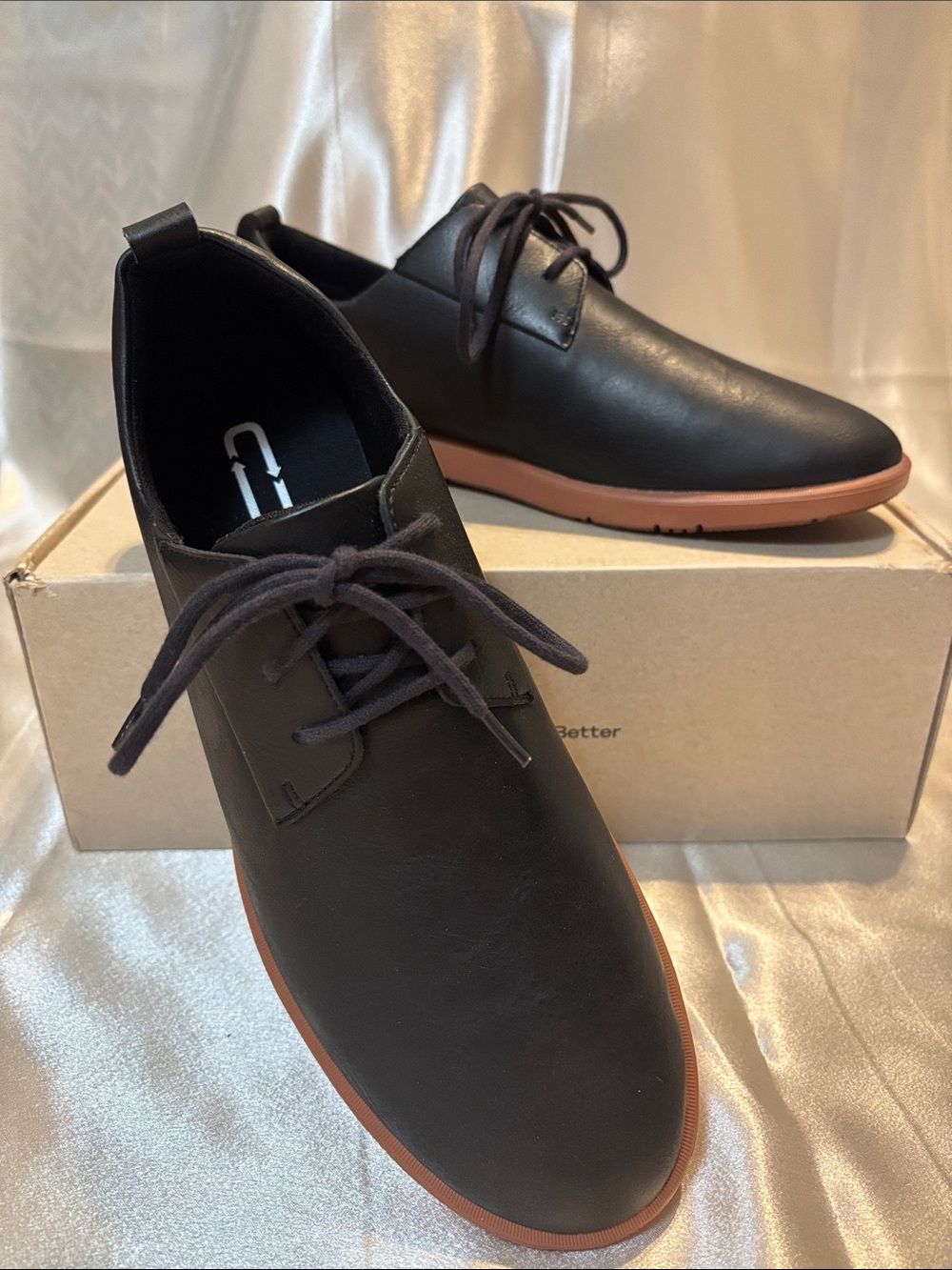 Ponto Men's Black Lace-Up Casual Shoes with Brown Sole